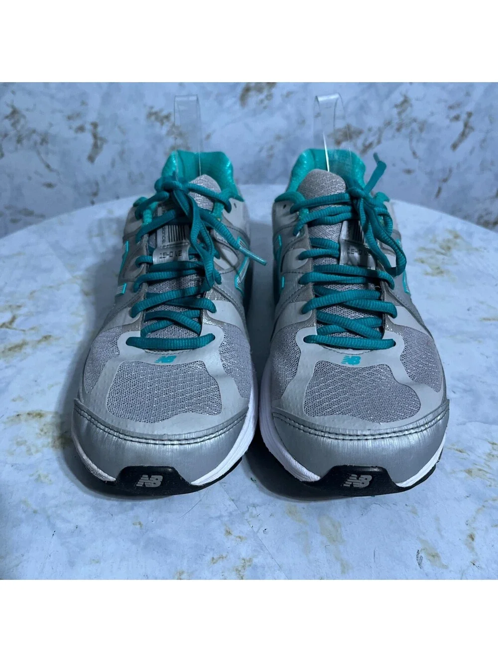 New Balance midfoot heel